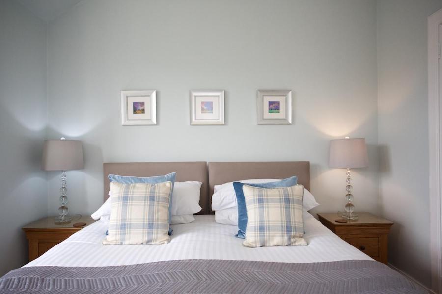 Dunmurray Lodge Guesthouse And Loft Apartment ピトロクリー エクステリア 写真