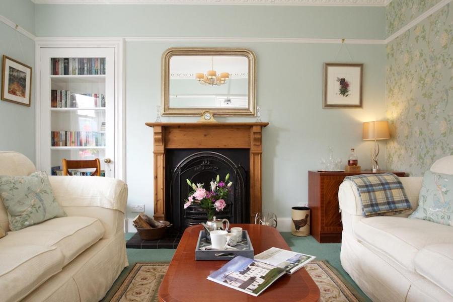 Dunmurray Lodge Guesthouse And Loft Apartment ピトロクリー エクステリア 写真
