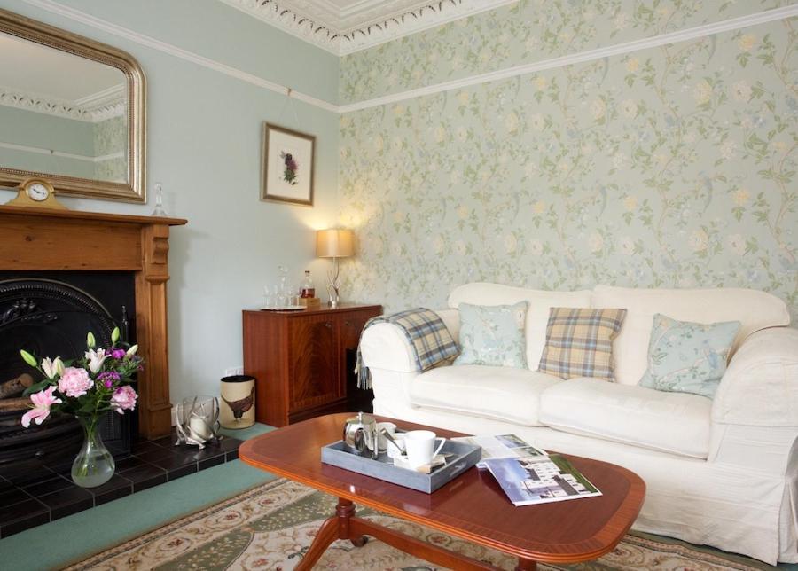 Dunmurray Lodge Guesthouse And Loft Apartment ピトロクリー エクステリア 写真