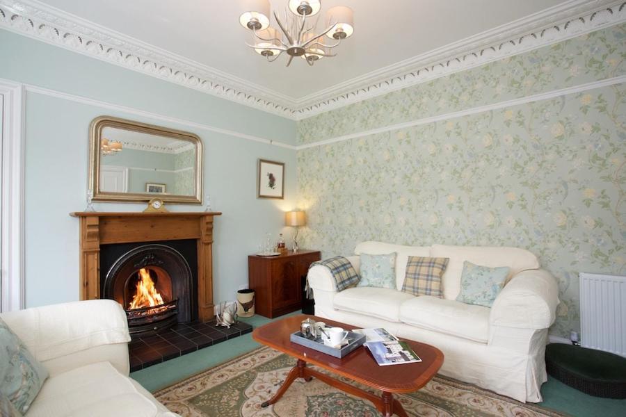 Dunmurray Lodge Guesthouse And Loft Apartment ピトロクリー エクステリア 写真