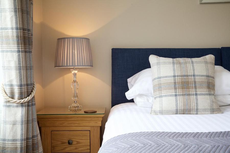 Dunmurray Lodge Guesthouse And Loft Apartment ピトロクリー エクステリア 写真