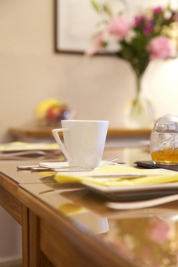 Dunmurray Lodge Guesthouse And Loft Apartment ピトロクリー エクステリア 写真